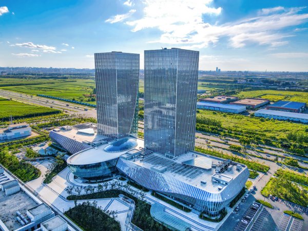 e路配资 活力中国调研行｜探访长春兴隆综合保税区：“公、空、海、铁”打造立体开放新格局
